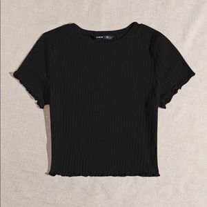 SHEIN women’s solid trim rib-knit crop top